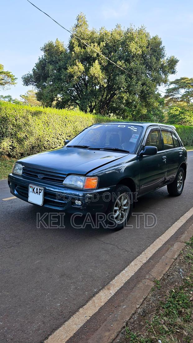 Toyota Starlet 1997 Black