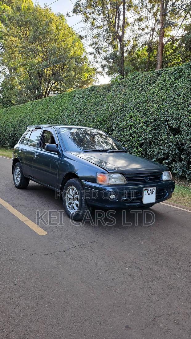 Toyota Starlet 1997 Black