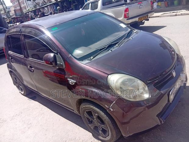 Toyota Passo 2010 Maroon