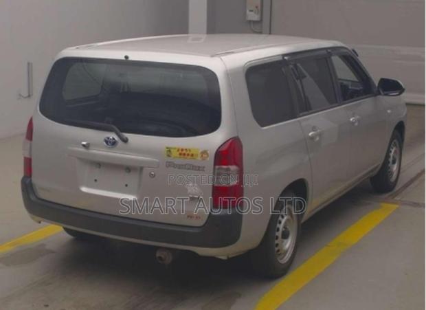 Toyota Probox 1.5 Hybrid DX 2021