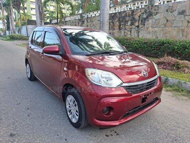 Toyota Passo 1.0 FWD 2019 Red
