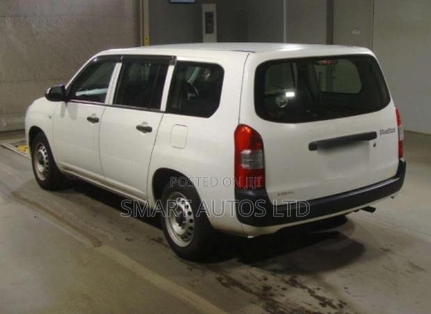 Toyota Probox 1.3 DX Comfort 2WD 2021