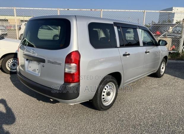 Toyota Probox 1.3 DX 2WD 2021