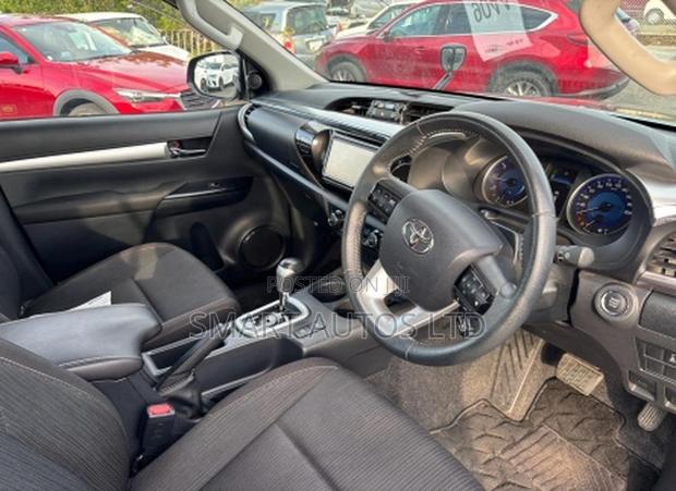 Toyota Hilux Revo Double Cab Deisel 2.4 AWD 2020 Black