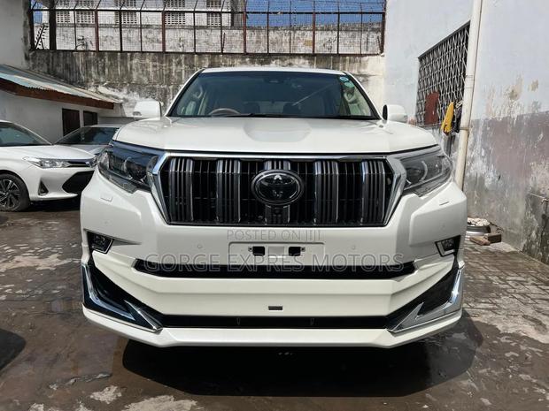 Toyota Land Cruiser Prado 2020 White
