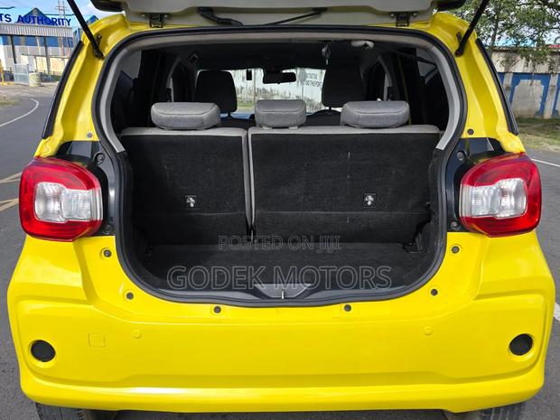 Toyota Passo 2017 Yellow