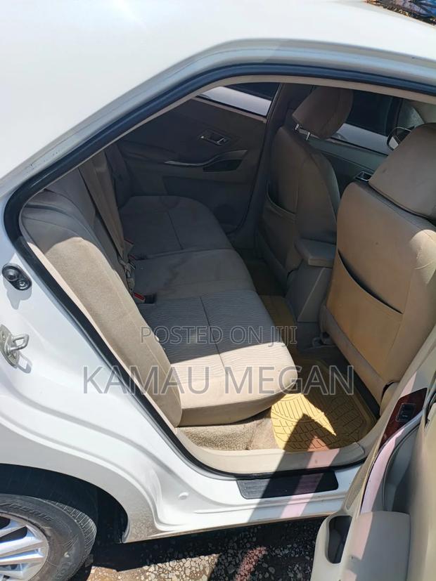 Toyota Premio 2014 Pearl