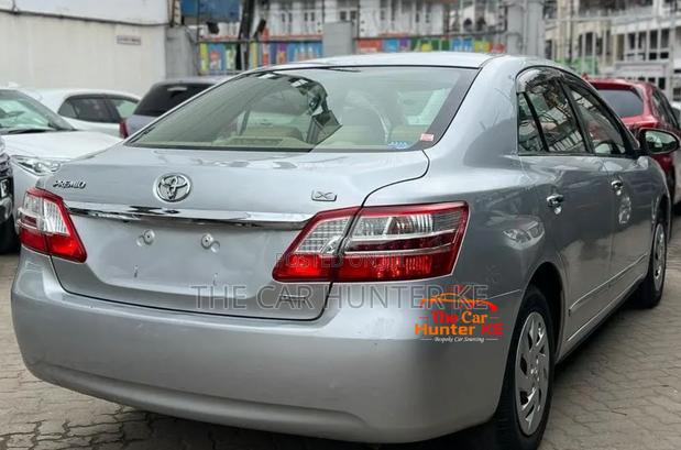 Toyota Premio 1.8 FWD 2013 Silver