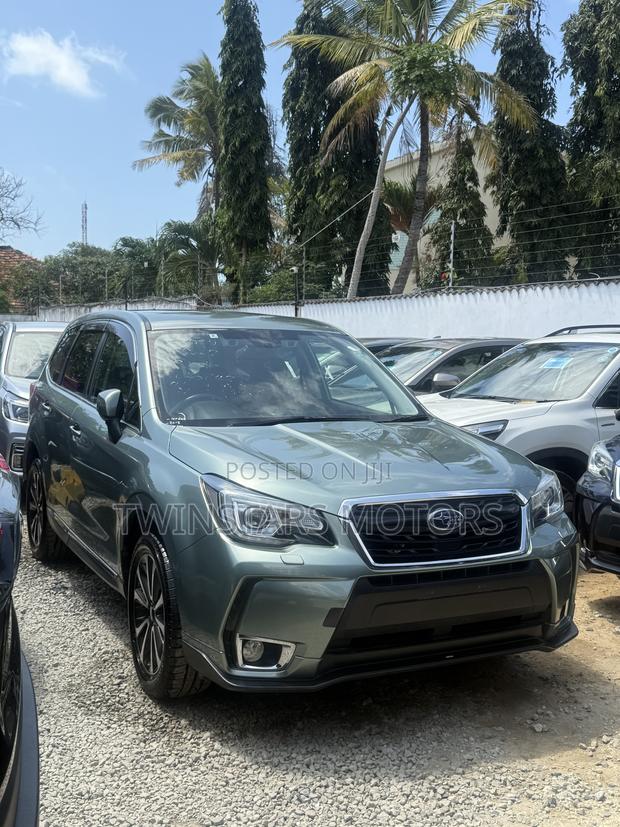 Subaru Forester 2.0XT Premium AWD 2018 Green