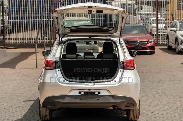 Mazda Demio 2019 Silver