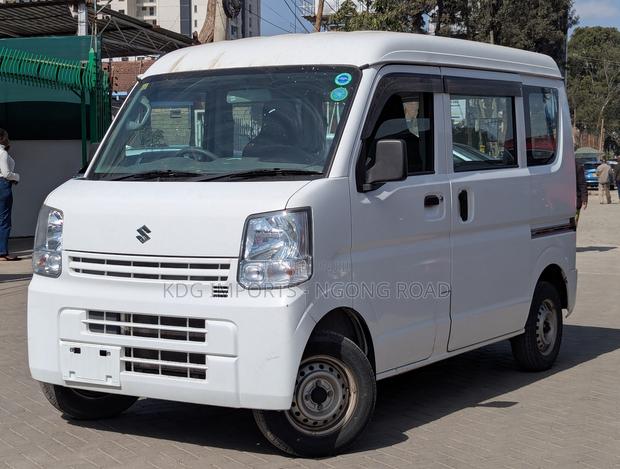 Suzuki EV 2019