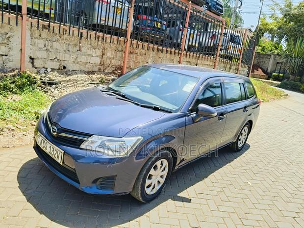 Toyota Corolla Fielder 2013 Blue