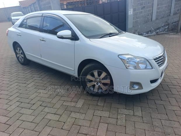 Toyota Premio 2018 White