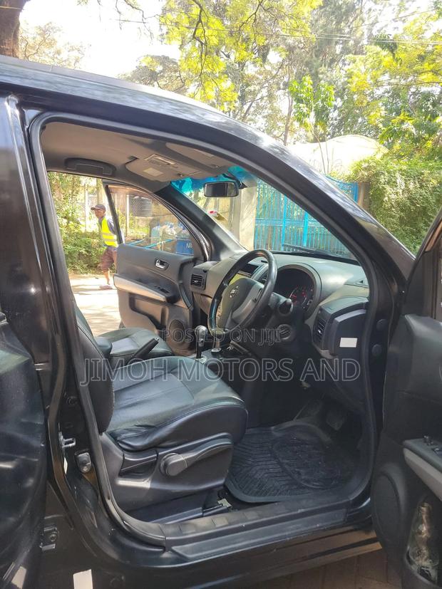 Nissan X-Trail 2012 Black