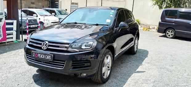 Volkswagen Touareg 2012 Black