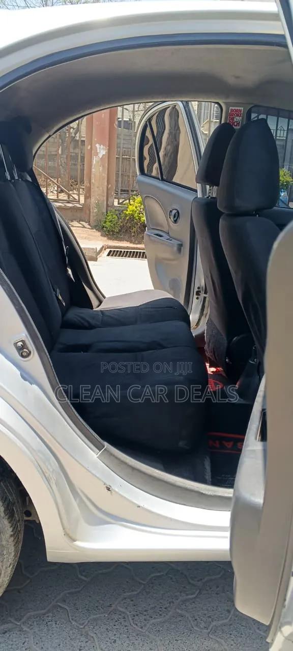 Nissan March 2012 Silver