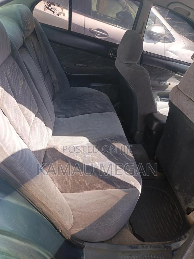 Mitsubishi Galant SW 1998 Silver