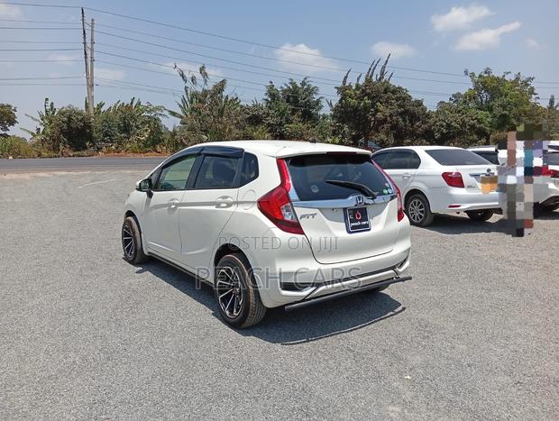 Honda Fit 2018 White