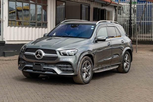 Mercedes-Benz GLE-Class GLE 400d 4MATIC 2019 Gray