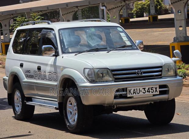 Toyota Land Cruiser Prado 1998 Gray