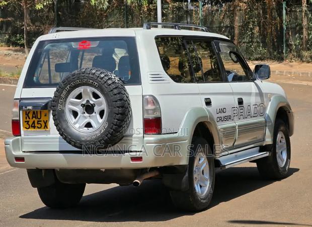 Toyota Land Cruiser Prado 1998 Gray