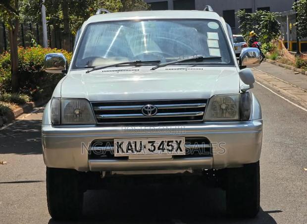 Toyota Land Cruiser Prado 1998 Gray