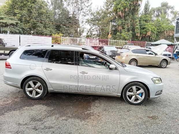 Volkswagen Passat 2011 Silver
