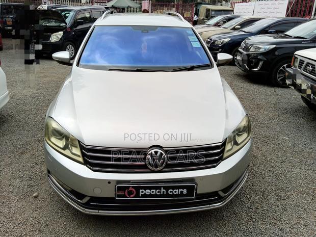 Volkswagen Passat 2011 Silver