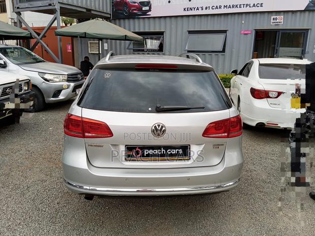 Volkswagen Passat 2011 Silver