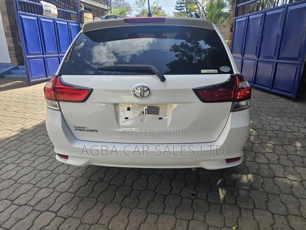 Toyota Corolla Fielder 2019 White