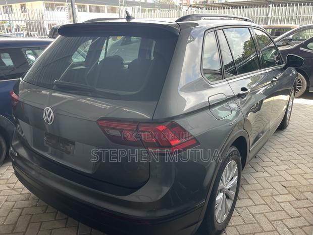 Volkswagen Tiguan 2019 Gray