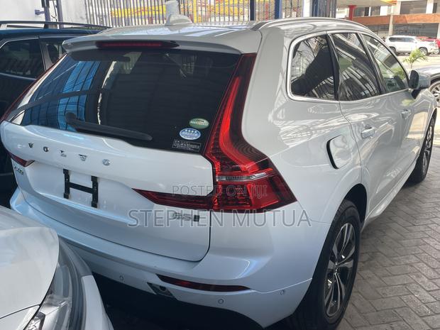 Volvo XC60 2020 White