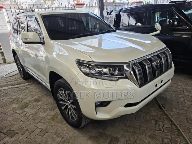 Toyota Land Cruiser Prado 2021