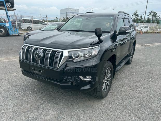 Toyota Land Cruiser Prado 2.8 2019 Black