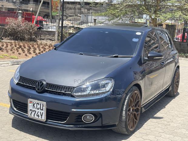 Volkswagen Golf GTI 2012 Blue