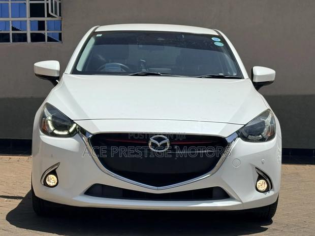 Mazda Demio 2019 White