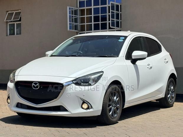 Mazda Demio 2019 White