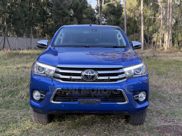 Toyota Hilux Revo Double Cab Deisel 2.4 AWD 2019 Blue