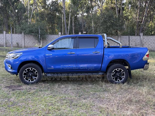 Toyota Hilux Revo Double Cab Deisel 2.4 AWD 2019 Blue