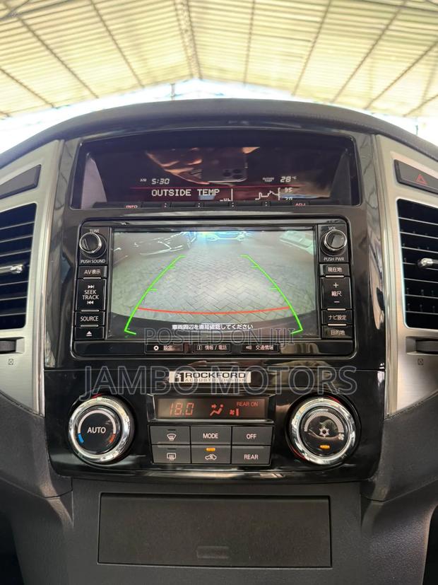 Mitsubishi Pajero V80 3.2 DI-D 2020