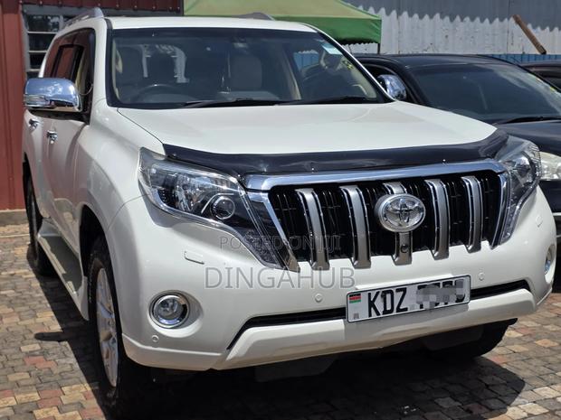 Toyota Land Cruiser Prado 2.8 D-4D 2015 White
