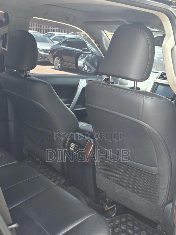 Toyota Land Cruiser Prado 2.8 D-4D 2015 Black
