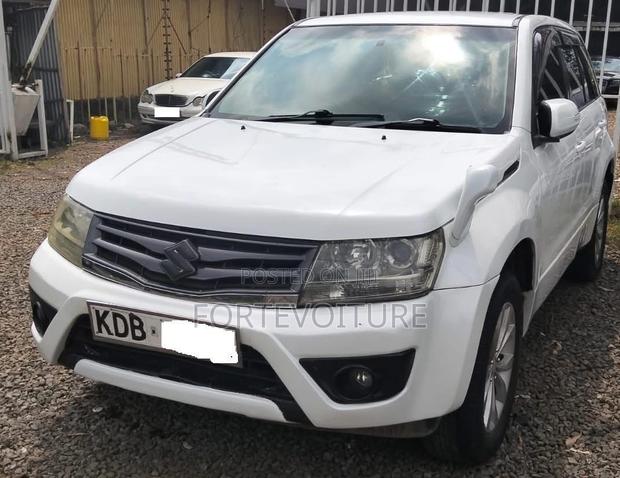 Suzuki Escudo 2013 White