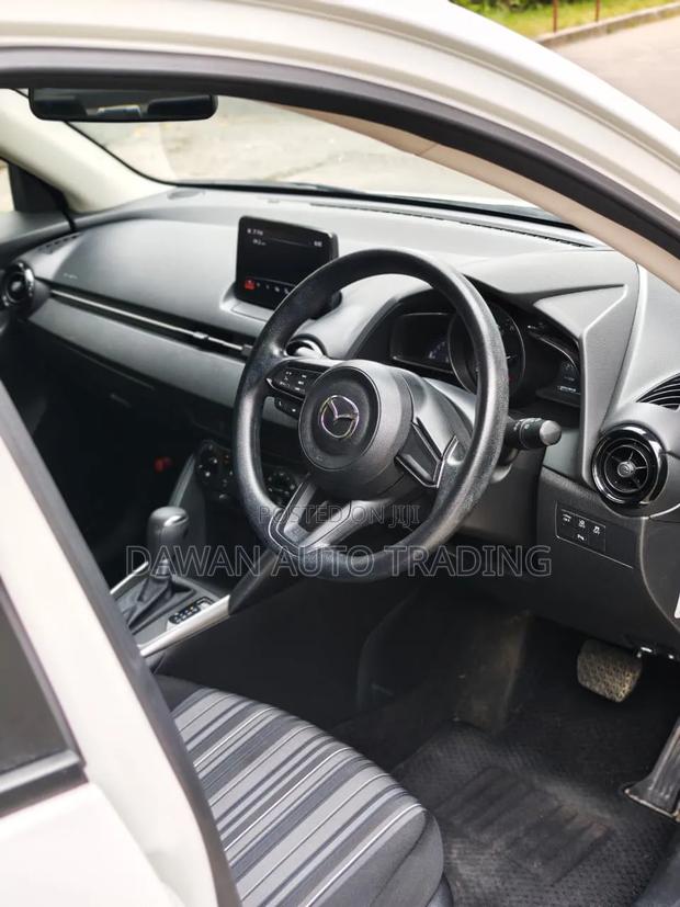 Mazda 2 2020 White