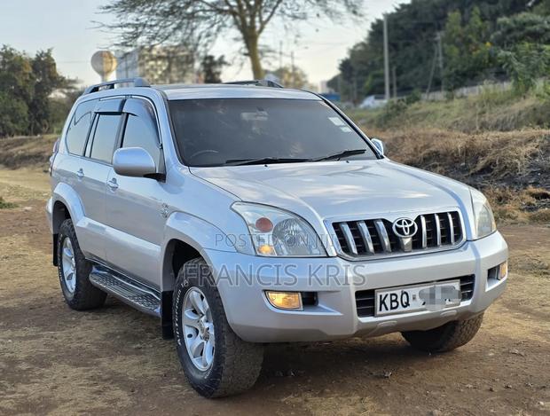 Toyota Land Cruiser Prado 2006 Silver