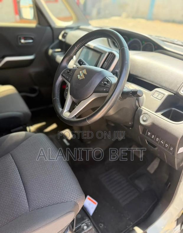 Suzuki Solio 2019 White