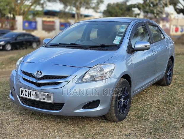 Toyota Belta 2008 Blue