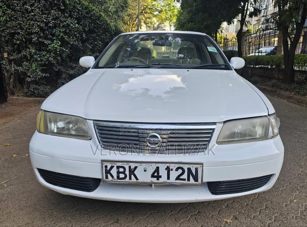 Nissan FB15 2003 White