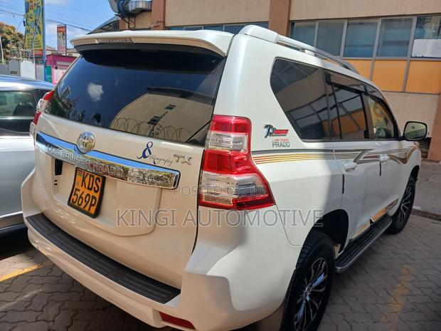Toyota Land Cruiser 2019 White