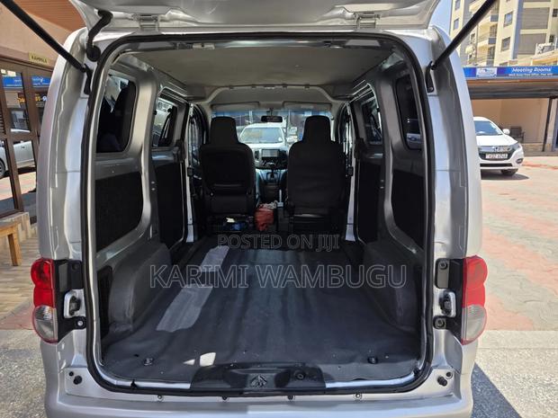 Nissan NP200 2014 Gray